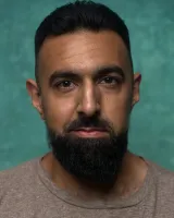 HEADSHOT-2-SPOTLIGHT
