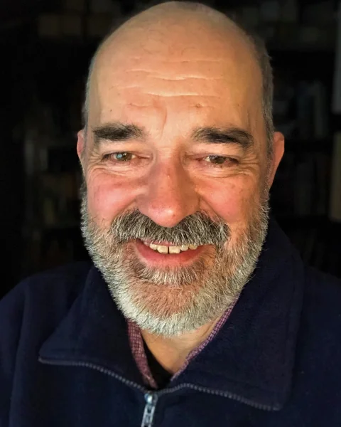 Headshot2025