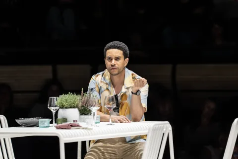 Production Photos by Johan Persson