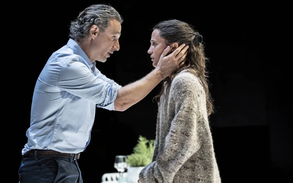 Production Photos by Johan Persson