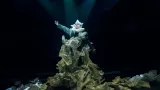 Phelim McDermott in Tao of Glass