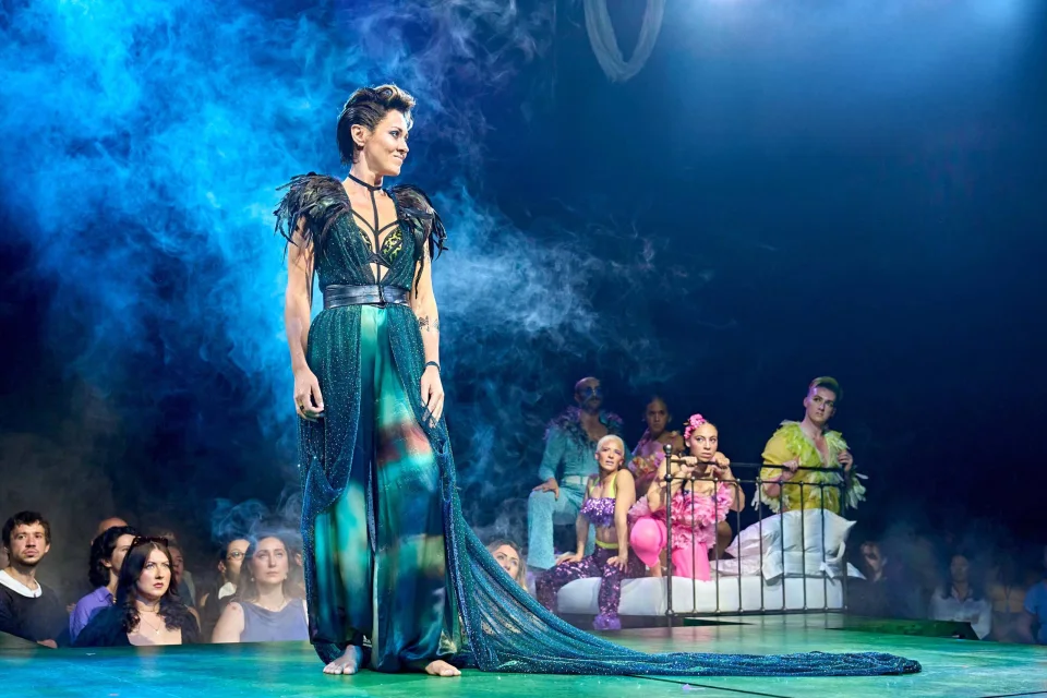 Production Photos by Manuel Harlan