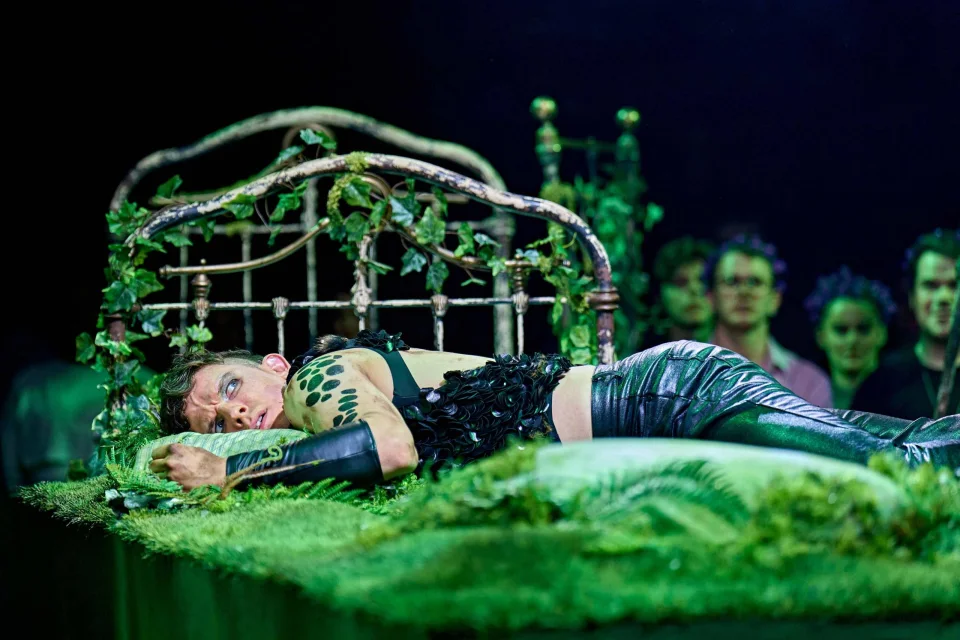 Production Photos by Manuel Harlan