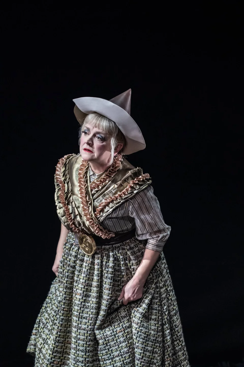 Production Photos by Johan Persson