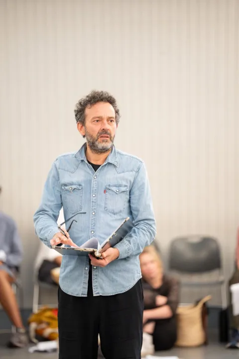 077 Milo Twomey Albany in rehearsals for King Lear. Photo by Johan Persson