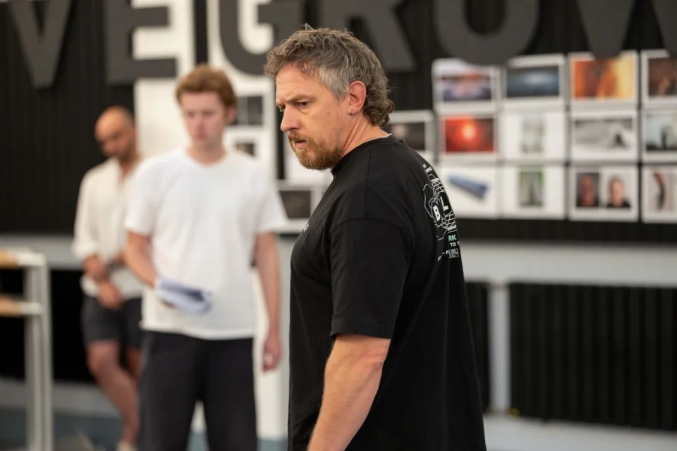 588 Mark Holgate Kent in rehearsals for King Lear. Photo by Johan Persson