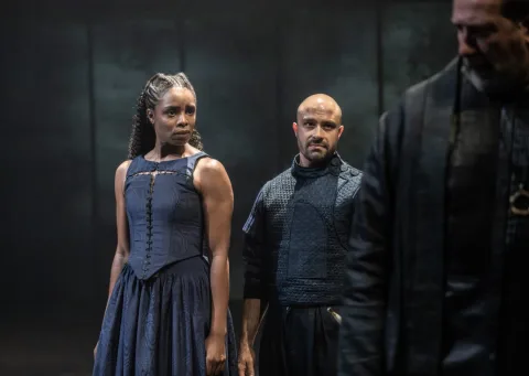 2570 Justina Kehinde Regan and Jay Saighal Cornwall in King Lear. Photo by Johan Persson
