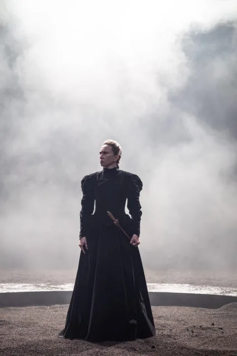 3774 Katie Wimpenny Goneril in King Lear. Photo by Johan Persson