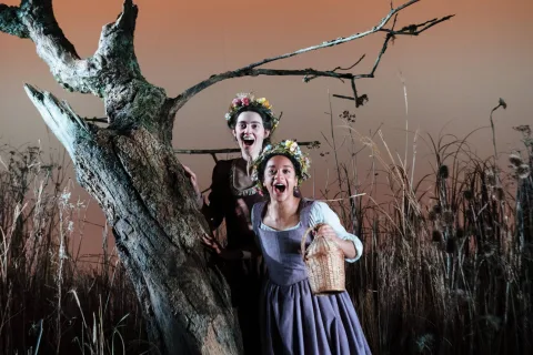 1536 Almeida Production Helen Murray 239 scaled