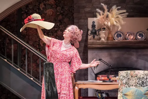 Maureen Lipman