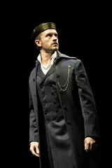 Jonathan Bailey in Richard II